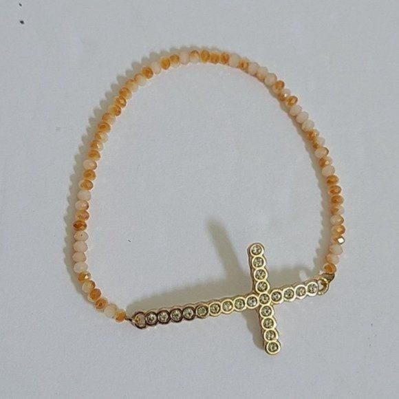 Faith Cross Crystal Bracelet - Picture 5 of 6